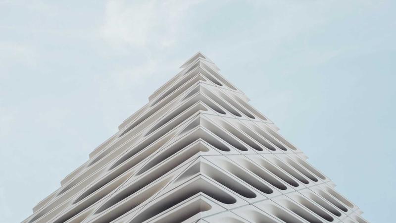 Oil price chart and USD/CAD correlation